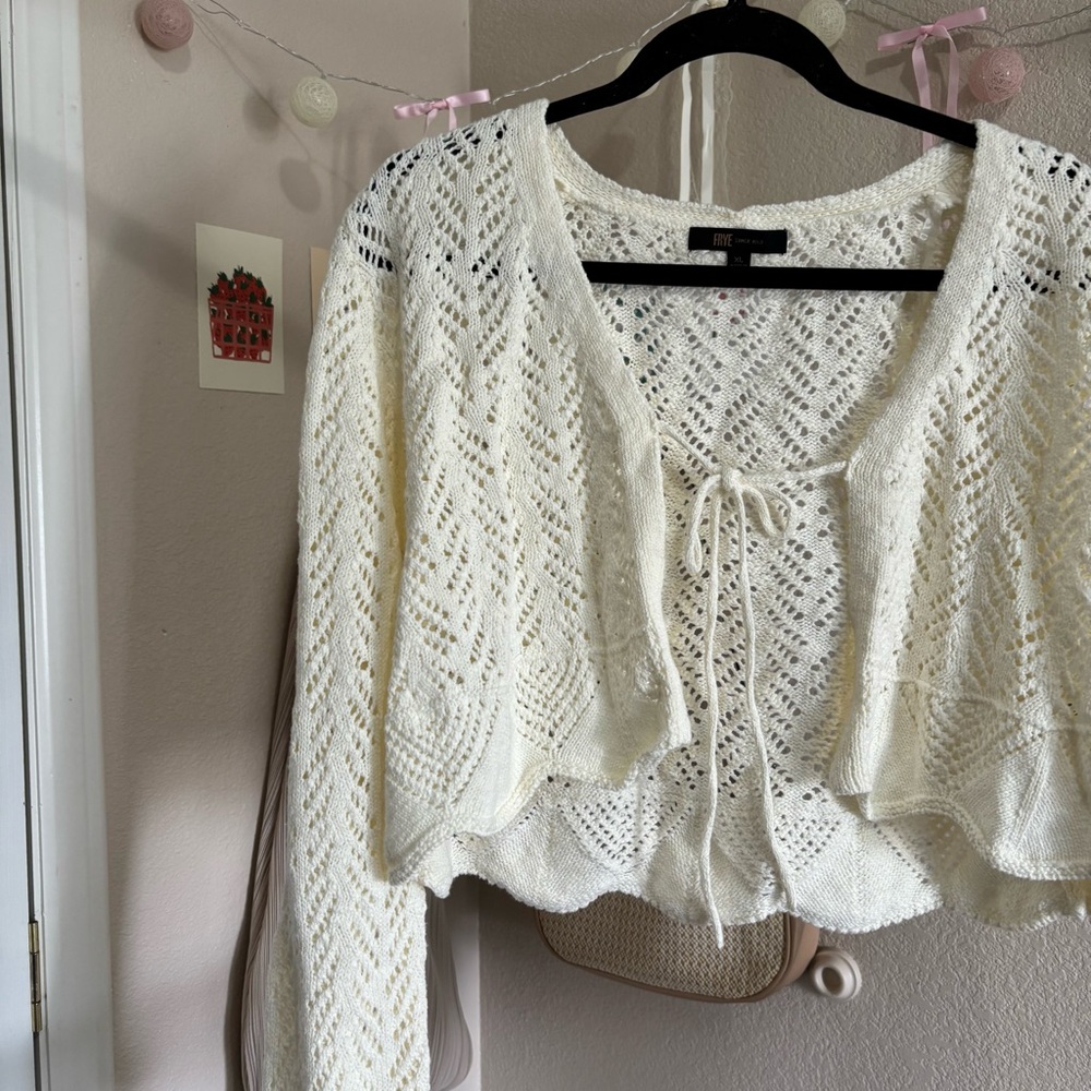୨୧ ･ﾟ✧ FRYE Tie Cardigan NWT - Picture 2 of 8